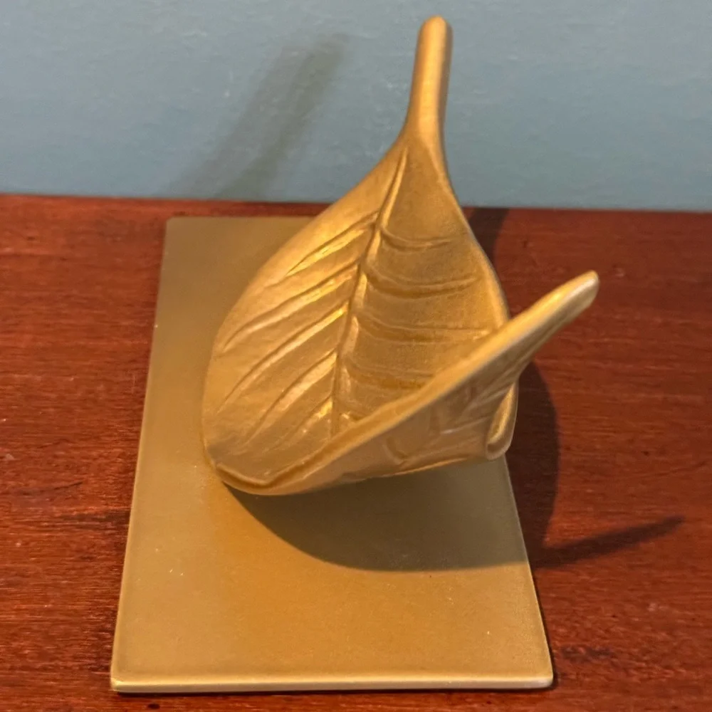 Ikea Markniva Leaf Decoration Figure Gold Gilt Cast Metal Shelf Decor